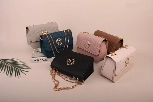 Chevron Shoulder Bag – Elegant Quilted Handbag for Every Occasion